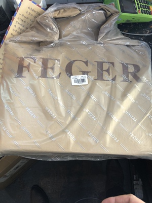 【揭秘】斐格男包怎么样，质量很差是真的吗