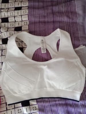 质量特别好，穿着很舒服，喜欢萝莉家的东西