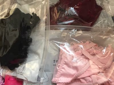 三件一起买的，听客服推荐的尺码，非常合适！