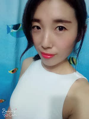 太性感了，不让穿啊。挺喜欢的。 视频就不上了，太暴露了。😆😆😆 质量不错，值得购买。感觉白色更出挑些。