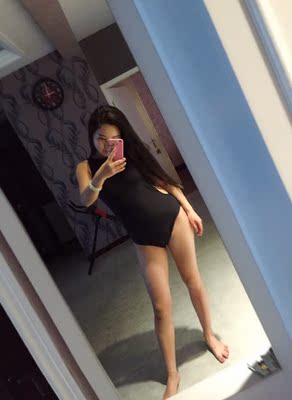 相当不错，大露背