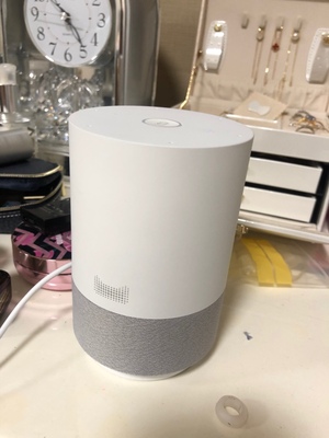 目前看来天猫精灵和小米ai音箱哪个好，天猫精灵音响怎么样，好用吗