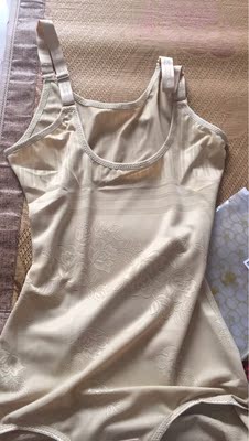 收到货了。很满意。布料很轻薄。很舒服。喜欢的亲们可以购买了。不要犹豫。❗️