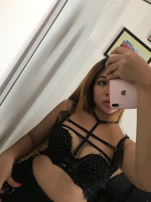 很不错,值得购买,搭西服外套很好看 很不错,值得购买,搭西服外套很好看