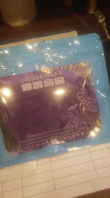 宝贝刚收到，颜色质量都喜欢，