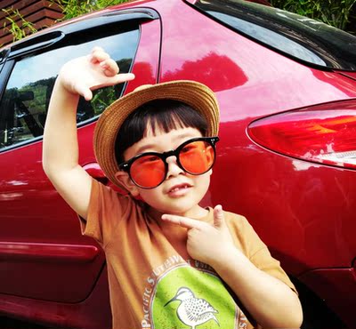 【回购】浪迹淘宝数载, 但觉世风日下,深知各店之猫腻甚多,不乏其闻。然~此店之宝物与众皆不同,如出淤泥之清莲。使吾为之动容,心驰神往。乃至茶不能思饭不能食,寝则不安,辗转反侧无法忘怀。于是乎振臂一挥呼朋唤友,凑足银两,倾吾之所能,收入囊中。掌柜热心与小二殷亲让人顿感怜涕。收货之时,顿时金光四射,屋内升起七彩祥云,绕梁三旬而不散,十里八乡扶老携幼络绎观瞻,处处都是祥和之气。吾惊讶之 余便是欣喜若狂,呜呼哀哉!此宝乃是天上物,人间又得几回求!遂素斋三日沐浴更衣, 焚香祷告后与家人共赏此宝。妻则赞叹不已,不仅赞叹此宝物款型及做工,高性价之卓然!且赞吾独具慧眼与时尚比肩,更予酥袖红唇相赠。 店主果然句句实言,毫无夸大欺瞒之嫌。此属淘商家之典范,货真价实童叟无欺忠义行商百年传承。吾不敢独享此宝,唯恐天谴人怨。便有感而发,斟酌推敲.字字肺腑.句句真实。嗟!望淘宝江湖所需此宝之英雄志士无需货比他家,谨记唯此宝为首选尔 !! 【回购】浪迹淘宝数载, 但觉世风日下,深知各店之猫腻甚多,不乏其闻。然~此店之宝物与众皆不同,如出淤泥之清莲。使吾为之动容,心驰神往。乃至茶不能思饭不能食,寝则不安,辗转反侧无法忘怀。于是乎振臂一挥呼朋唤友,凑足银两,倾吾之所能,收入囊中。掌柜热心与小二殷亲让人顿感怜涕。收货之时,顿时金光四射,屋内升起七彩祥云,绕梁三旬而不散,十里八乡扶老携幼络绎观瞻,处处都是祥和之气。吾惊讶之 余便是欣喜若狂,呜呼哀哉!此宝乃是天上物,人间又得几回求!遂素斋三日沐浴更衣, 焚香祷告后与家人共赏此宝。妻则赞叹不已,不仅赞叹此宝物款型及做工,高性价之卓然!且赞吾独具慧眼与时尚比肩,更予酥袖红唇相赠。 店主果然句句实言,毫无夸大欺瞒之嫌。此属淘商家之典范,货真价实童叟无欺忠义行商百年传承。吾不敢独享此宝,唯恐天谴人怨。便有感而发,斟酌推敲.字字肺腑.句句真实。嗟!望淘宝江湖所需此宝之英雄志士无需货比他家,谨记唯此宝为首选尔 !!