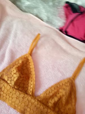 洗完迫不及待来晒一下,姜黄色出人意料很称皮肤啊,小小的晒个“上身”图 洗完迫不及待来晒一下,姜黄色出人意料很称皮肤啊,小小的晒个“上身”图