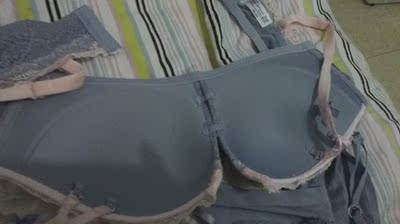 一共买了四套不同的款式    都挺满意，穿着舒适，只拍了一款内衣，其他的都洗了，夏天太热了，都洗了好几回了。本来穿34的，在他家买的36的穿着正合适  。