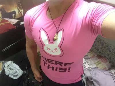 Dark♂VA（粉的有点骚也有点意外哈哈哈哈哈哈但是衣服质量很好！）