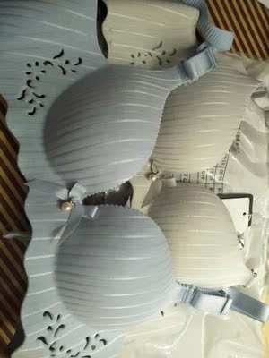 挺不错的，没有色差  很满意