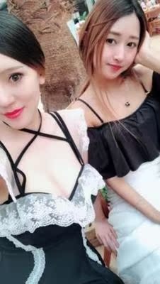 穿起来很稳不会往下滑很黏，，比以前买的那种好多啦，这一款很适合，质量挺不错的，值得入。这是我买的最满意的一款内衣，正好出去玩前发回来搭配小礼服非常不错，不会下滑，还推荐给了几个朋友都买的，说效果非常的满意，推荐。整体很满意，不会往下掉，比起正常的bra，这个胸贴超级好黏性好，透气效果不错。型还是保持蛮好的，罩杯不会变形，怎么跳都不会掉，没有勒出我担心的勒痕，这点最满意，舒服，质量很好手感不错也不会往下掉很喜欢的哦。值得购买服务态度很好，发货快，非常感谢在我需要的日子前给我发回来了，帮了大忙，质量好，穿起来很舒服。用着非常满意，嘻嘻。