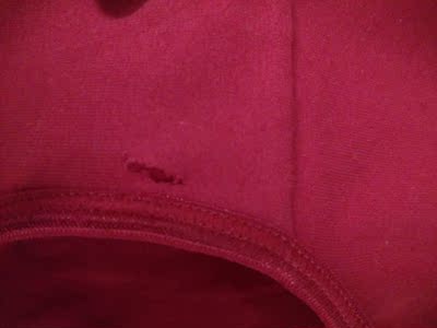 这个价位也不便宜了,人家买五块钱一条的质量都要比这个好,太失望了,买了烂东西回家 这个价位也不便宜了,人家买五块钱一条的质量都要比这个好,太失望了,买了烂东西回家