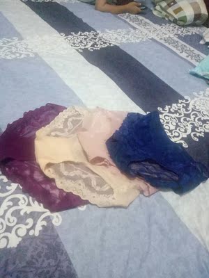 宝贝收到非常满意质量很好,,和我想象中是一样的,穿着很舒服,下次还会光顾的。 宝贝收到非常满意质量很好,,和我想象中是一样的,穿着很舒服,下次还会光顾的。