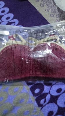 颜色很好看 也聚拢 打算结婚穿的 好评 颜色很好看 也聚拢 打算结婚穿的 好评