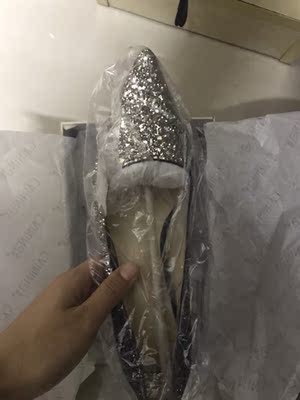 很好看哦，准备做婚鞋的～