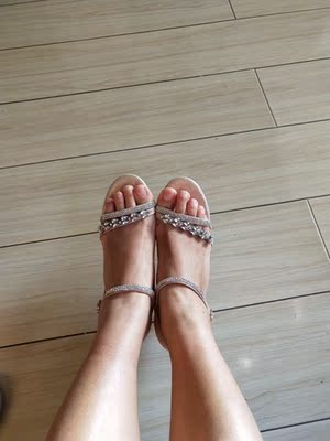 非常好！穿着很舒适，搭配漂亮，同事都要买，已经推荐给朋友，还会在来。