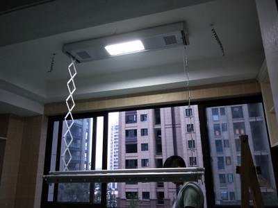 讨论菜鸟求助：德国kfe晾衣架和好太太到底哪个好用？有差别？