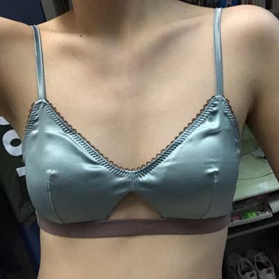 超适合小胸！像我这种A杯都空的人哈哈哈，超美了，满意一百昏！