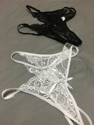 真心话绝要不了20块一条，而且均码的我穿着有点大，这个布料成本也就两块以下吧😂，男方喜欢舍得花姑娘们可以拥有😊