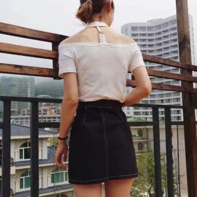 快递真的是好快呀，收到货拆开，包装完好，没有破损压坏现象。穿着很舒服，胸型不会跑，很聚拢 ，夏天穿一字肩或露肩什么的都比较合适， 性价比高，几十块挺便宜的，质感很好， 打算再买其他颜色的。罩杯薄厚适中，更聚拢更透气，朋友看到我买这件衣服，还找我要链接，说她也要买。