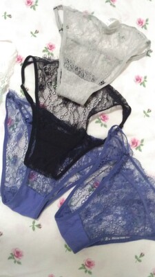 这组也是冲着颜色拍的，颜色不错都很好搭内衣。拍时没仔细，居然拍单件时，拍了和这三件一组是一样的款，价格没差多少，但质量上有区别，就是收口处单价的收口效果好，而这三件一组的都是长出来一结，效果就差了一半去，除这其它都一样