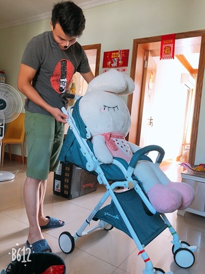 【揭秘】pouch婴儿推车怎么样，好不好用？pouch牌子属于什么档次？