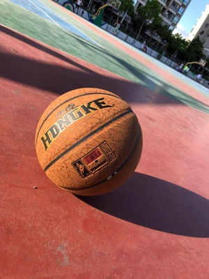 真实使用感受鸿克篮球怎么样,鸿克质量如何,值得入手吗