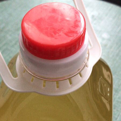 收到一大壶，味道不错，甜甜的，有后劲，看着只有8度。感觉会喝醉的哦。每天喝一点，身体不怕冷了