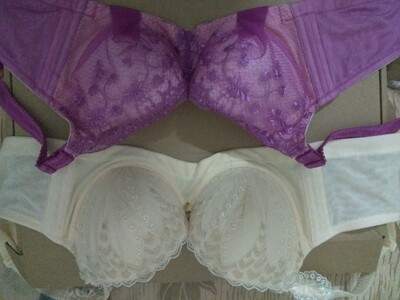 第一次用非海绵果然不一样，柔软舒适，蕾丝很漂亮，不刺手，尺寸合适，穿得舒服，物流很快，这次购物很满意