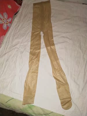 料子穿上很舒服，摸着手感很好，很性感，真的值得拥有