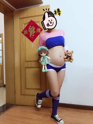 衣服不错,在家也能拍美美的孕照。推荐 衣服不错,在家也能拍美美的孕照。推荐