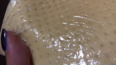 垃圾，不透气，还会掉，胶粘的恶，心，丢了....