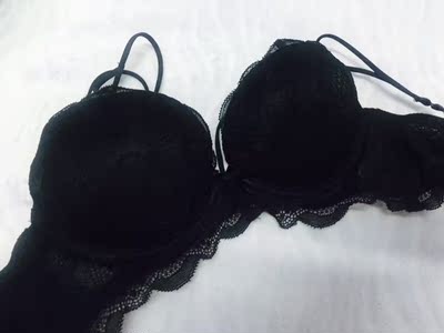 肩带可调节、聚拢效果可以、喜欢 肩带可调节、聚拢效果可以、喜欢