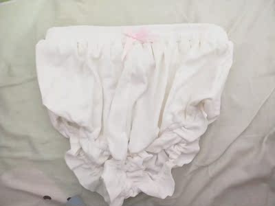 emmmmm你确定这是南瓜裤不是而不是大号三角裤?? 这跟我以前买的安全裤不太一样啊?! 我买的不是加长版吗怎么穿着这裤子屁股上的肉都能露出来??? 我承认我是胖了点但是身高170体重113也胖得不过分吧? 上身效果不至于这样吧? 这安全裤穿着我压根儿就没有安全感啊!!! 看在质量还不错的份上……习惯性好评了,唉【 emmmmm你确定这是南瓜裤不是而不是大号三角裤?? 这跟我以前买的安全裤不太一样啊?! 我买的不是加长版吗怎么穿着这裤子屁股上的肉都能露出来??? 我承认我是胖了点但是身高170体重113也胖得不过分吧? 上身效果不至于这样吧? 这安全裤穿着我压根儿就没有安全感啊!!! 看在质量还不错的份上……习惯性好评了,唉【