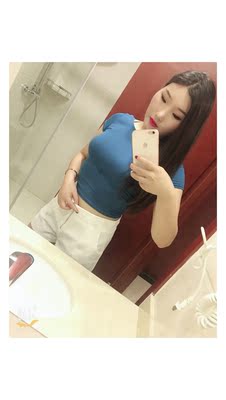 针织面料,穿上很舒服,不会闷热,小心机,很性感的呦,喜欢的的走过路过千万不要错过,贼啦啦的便宜,拍了照片,宝宝可以参考一下好,身高167.体重130都能驾驭的哦 针织面料,穿上很舒服,不会闷热,小心机,很性感的呦,喜欢的的走过路过千万不要错过,贼啦啦的便宜,拍了照片,宝宝可以参考一下好,身高167.体重130都能驾驭的哦