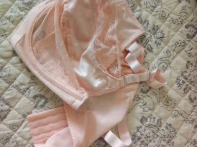 内衣亲薄,夏天穿真舒服,穿着挺舒服的,性价比挺高,考虑再买多一件 内衣亲薄,夏天穿真舒服,穿着挺舒服的,性价比挺高,考虑再买多一件