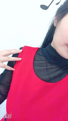 不错，柔软舒适，很有弹性，正好搭配我的红裙子，很喜欢