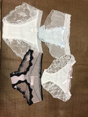 质量很好,很喜欢,朋友介绍来的,一次买了四条,老板给减了15元,以后还会来 质量很好,很喜欢,朋友介绍来的,一次买了四条,老板给减了15元,以后还会来