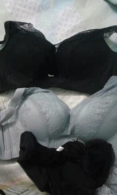 物流非常快 内衣也很聚拢 手感非常舒服 你 值得拥有 物流非常快 内衣也很聚拢 手感非常舒服 你 值得拥有