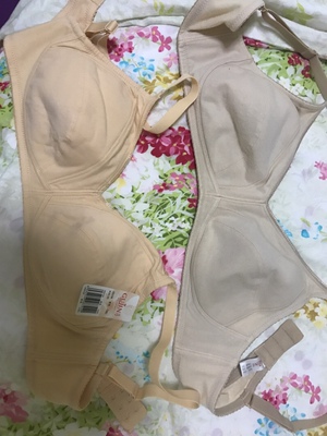 挺好的，有聚拢的效果，挺舒服的，但是大胸可能还是会有点下垂，不过为了舒服为了显瘦垂就垂吧╮(￣▽￣"")╭