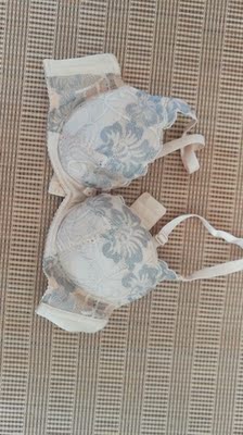 已经洗过了，第二次购买了，夏天穿特别合适！尺码刚好，舒适！推荐购买！