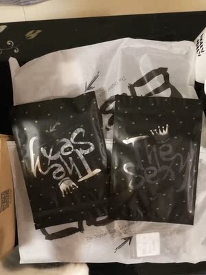 美到爆！这一款比黑色的更好看，修饰胸型更好（可能因为没胸&hellip;&hellip;）蝴蝶结超可爱蕾丝边超级性感哟～