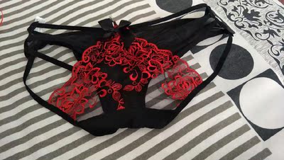 属于低腰，腰围建议2尺2以下吧