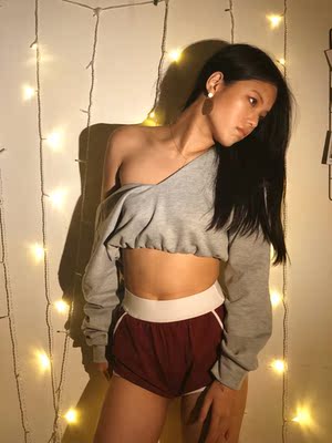 稍微有一点难驾驭 still pretty one 我的平台都有分享hotness tips  @MqueenShow_Kuo