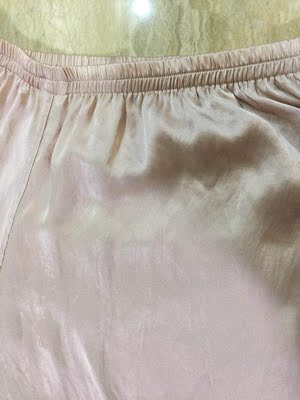 衣服漏针，不给退款质量差！