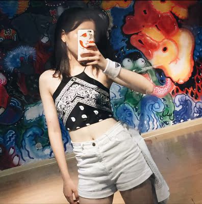 敲好看的衣服啊！！！