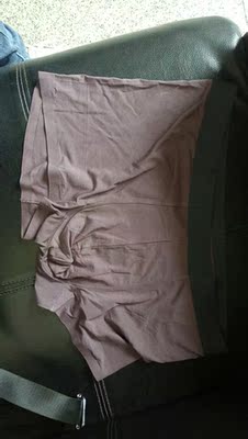 朋友推荐来的，料子确实很柔软，这个质量价格不贵