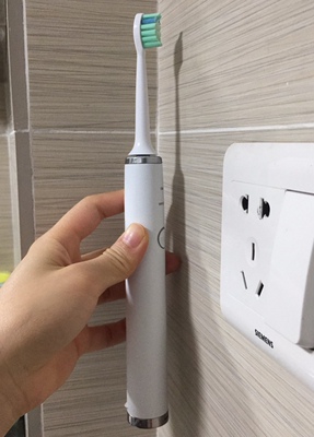 讨论了解下百灵电动牙刷怎么样，是什么牌子？用起来好用吗？