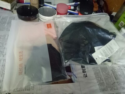 薄款的,穿着很舒服,适合夏天穿。客服文文的服务态度好,及时回复我,帮我解答问题・_・ 薄款的,穿着很舒服,适合夏天穿。客服文文的服务态度好,及时回复我,帮我解答问题・_・