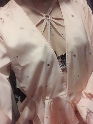 是这家店的老顾客啦!喜欢这类型的内衣!风格很独特!性感不失优雅! 而且小胸也很美啊! 哈哈 虽然摸起来硬硬的 单穿上也没有啥不舒服!店铺内的很多我都买啦!这款的黑色也好看的哦 百搭呢!喜欢的不要错过啦! 是这家店的老顾客啦!喜欢这类型的内衣!风格很独特!性感不失优雅! 而且小胸也很美啊! 哈哈 虽然摸起来硬硬的 单穿上也没有啥不舒服!店铺内的很多我都买啦!这款的黑色也好看的哦 百搭呢!喜欢的不要错过啦!